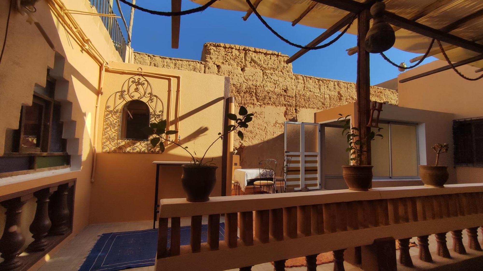 Guesthouse Panorama Todra 廷吉尔 外观 照片